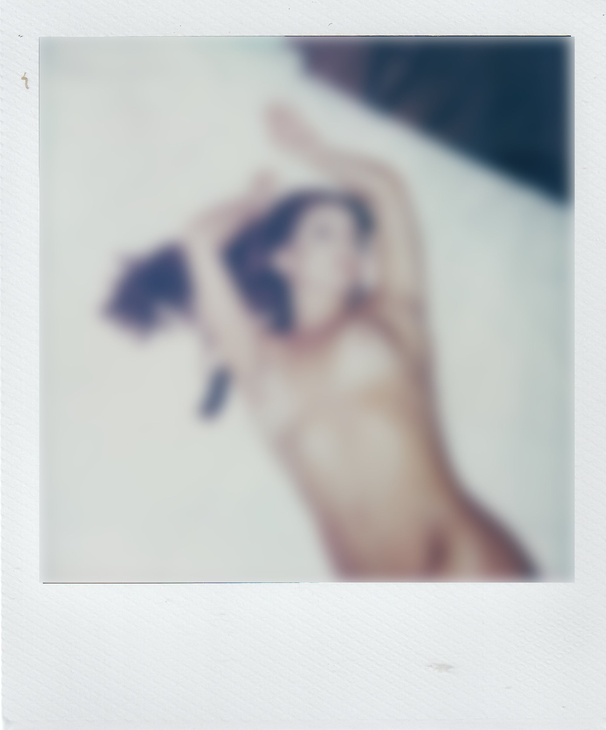 Elena Maraga Polaroid N.02